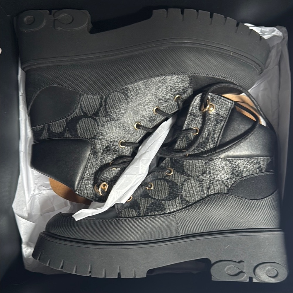 Coach Royce Sig Boot - Picture 2 of 10